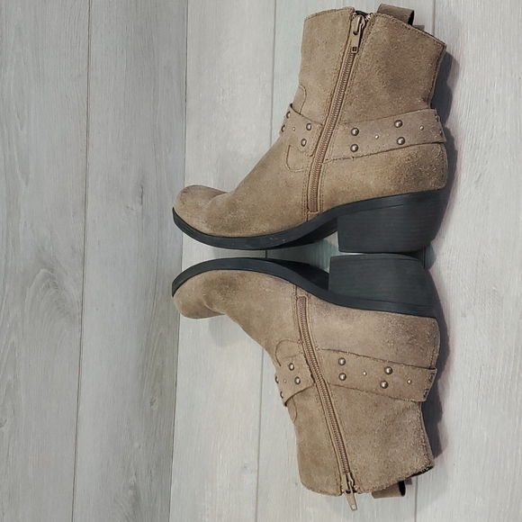 Korks By Kork-Ease Women Ankle Distressed Suede Western Boho Heels shoes - Picture 6 of 12